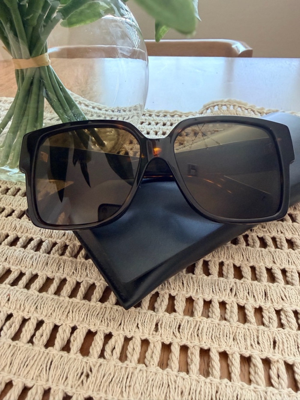 Saint Laurent Tortoiseshell Brown Square Sunglasses with Gold YSL Logo - Picture 5 of 12